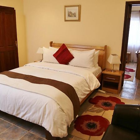 Eden Vale Hotel Ajiringano Εξωτερικό φωτογραφία